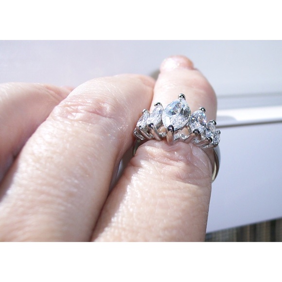 STAINLESS STEEL 5 Marquise Cut Cubic Zirconia Ring Sizes 6-10 - Picture 5 of 16